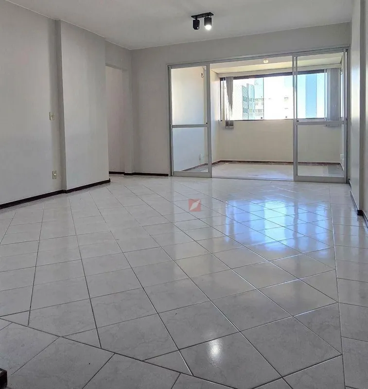 Diamond Residence (Quadra 208) Apartamento Amplo, Andar Alto e Silêncio de Verda...