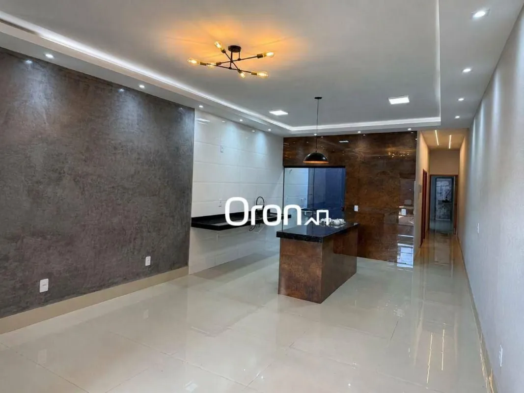 CÓDIGO DO IMÓVEL: CA2332LOCALIZAÇÃO:Com fácil acesso à GO-060.AMBIENTES:Sala de ...