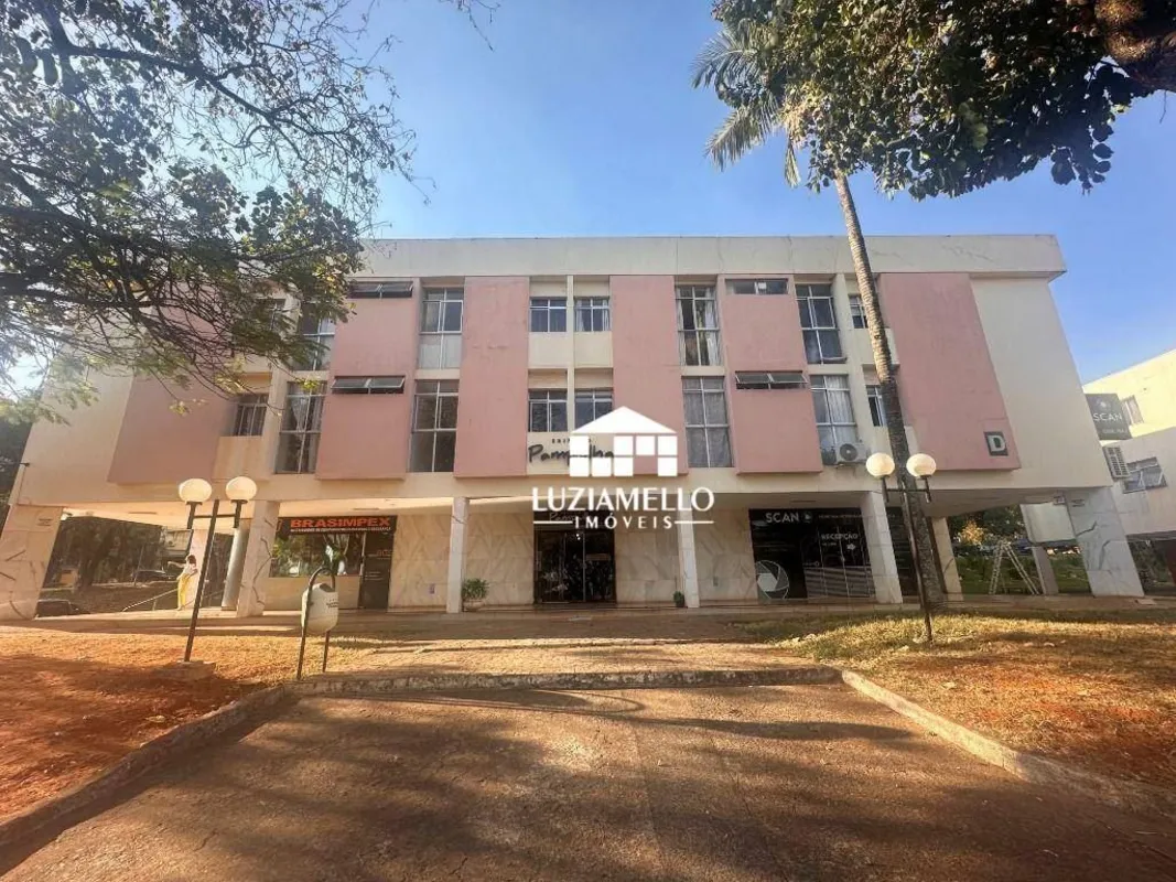 AOS 04/05 BLOCO D - EDIFÍCIO PAMPULHA, OCTOGINAL. Este apartamento dispõe de amb...