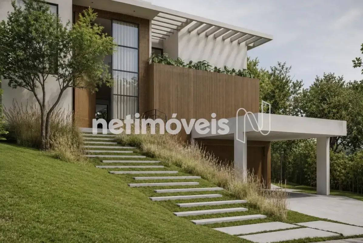 CASA CONTEMPORÂNEA EM OBRA AVANÇADA | RESERVA SANTA MÔNICA Uma residência que un...