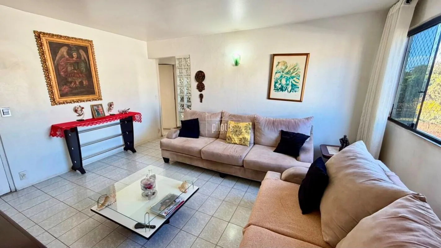SHCES 403 - Um apartamento com planta de 63 m², com uma ventilação natural impec...
