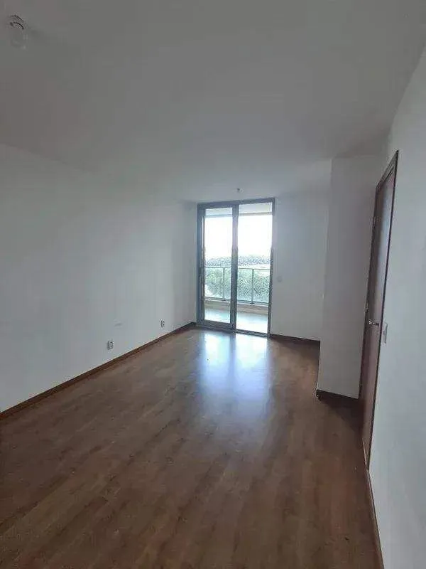 Viver bem com vista permanente para a natureza no AlphavilleApartamento de 90 m²...