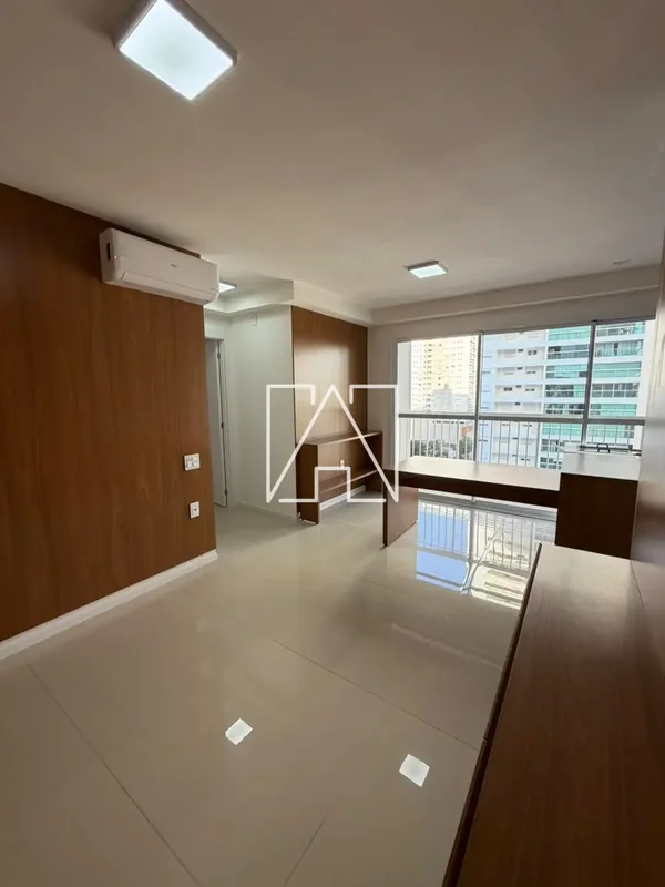  Wish Gran 29 - COMPLETO EM ARMÁRIOS Excelente apartamento, nascente, andar medi...