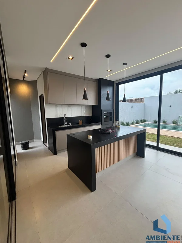 Vendo Casa Altíssimo Padrão PONTE ALTA - * Localização Privilegiada - Rua JK (Br...