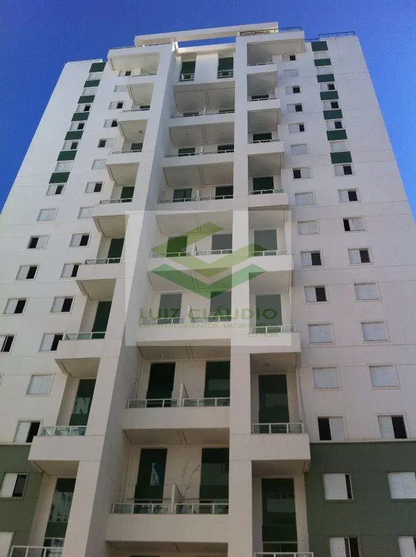 Descubra o seu novo lar na Cobertura Green Towers, localizada na Quadra 205, no ...