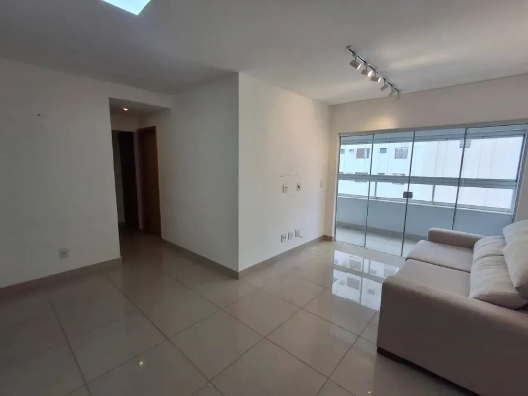 Alugo apartamento no Edifício Visage Flamboyant de 3 quartos, completo em mobíli...