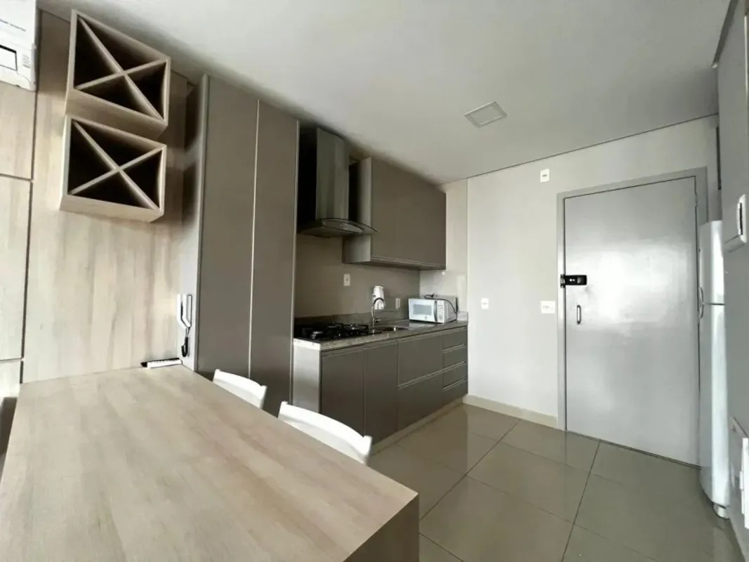 Vendo apartamento no Edificio Dna SmartStyle de 1 quarto completo em Mobília e a...