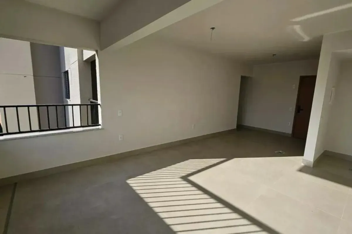 Apartamento para aluguel no Edifício Lago Areião de 2 Suítes O apartamento tem 7...
