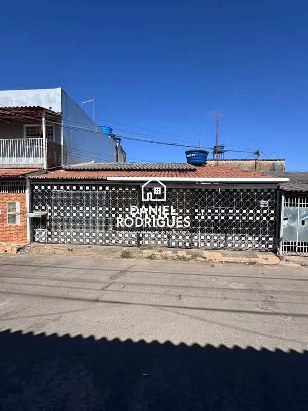 Vendo Casa na Ceilândia QNP 26 Casa + Kit Casa principal: 2 Quartos, Sala, Cozin...