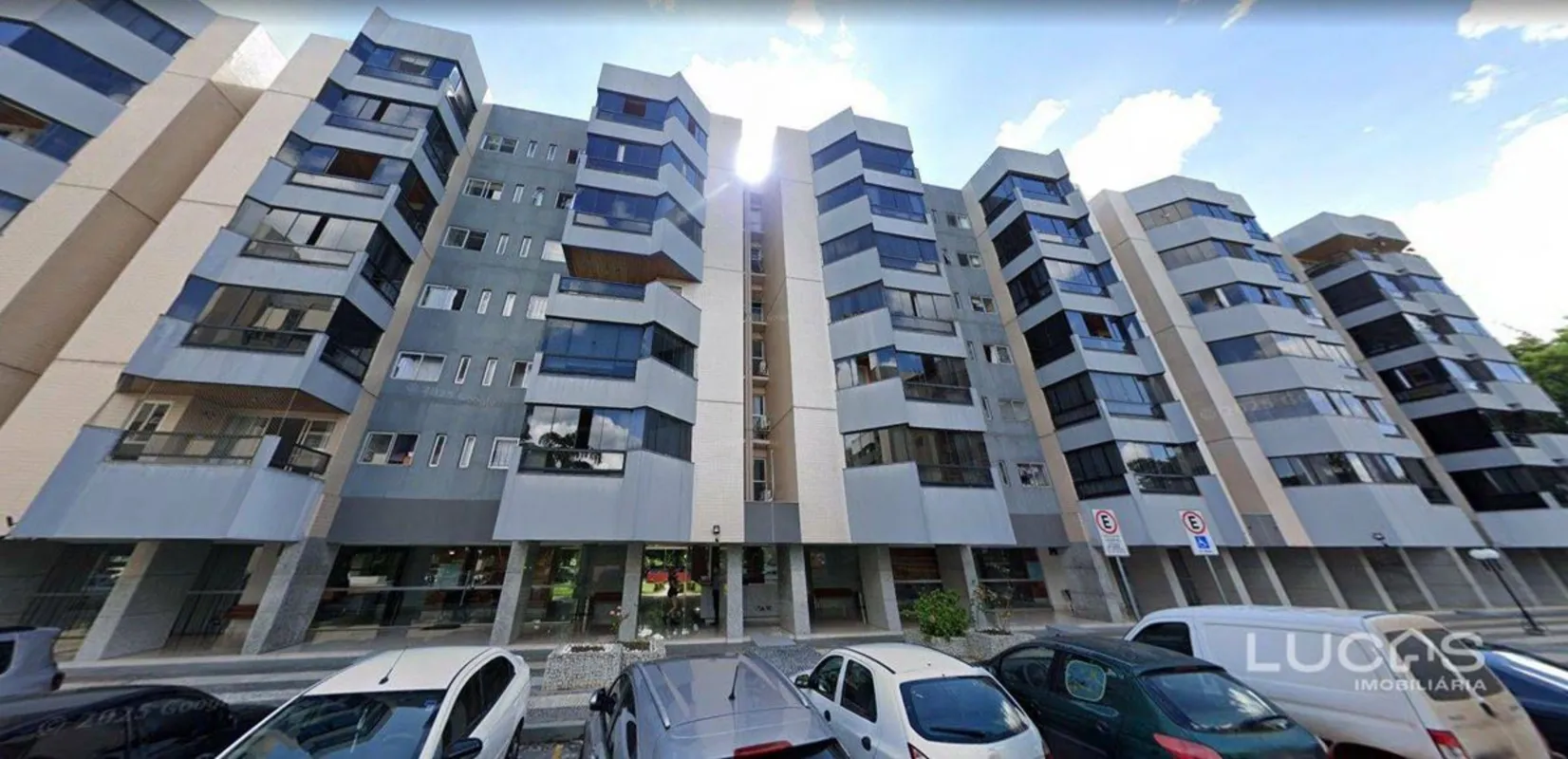 APARTAMENTO - SQSW 504 - SUDOESTEApartamento amplo, funcional e muito bem aprove...