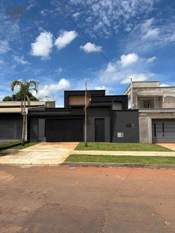 CASA TÉRREA À VENDA JARDIM AMÉRICA 163 m² de construção 290 m² de lote 3 quartos...
