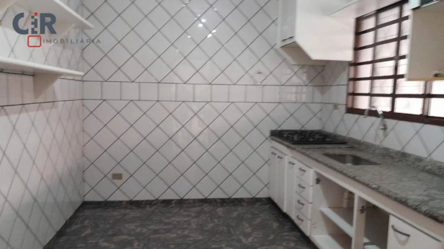 SOBRADO À VENDA SETOR SUDOESTE | 166 m²Excelente sobrado com 166 m², bem distrib...