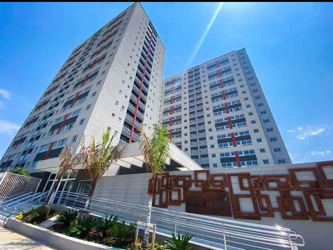 ? ANDAR ALTO, 3 QUARTOS E 2 VAGAS — PRONTO PARA MORAR!Uma excelente oportunidade...