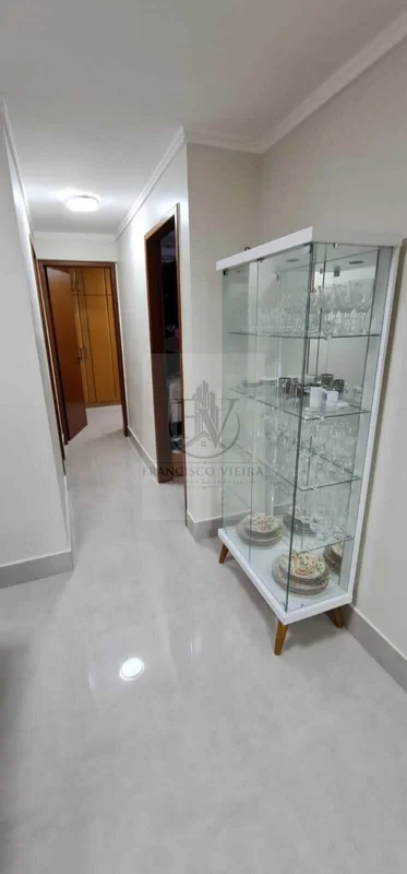 Descubra um apartamento acolhedor no Ville de France, localizado na CCSW 4, no b...
