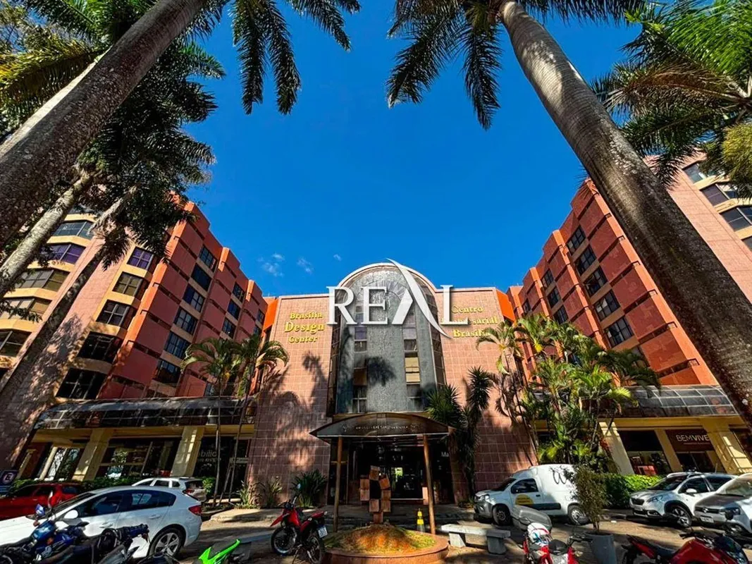 A Imobiliária Real apresenta esta excelente Sala à venda na Asa Sul, Brasília DF...
