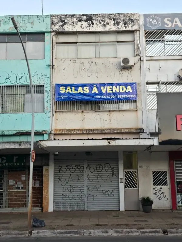 Conjunto de 2 salas com banheiro privativo.Localização privilegiadaA Avenida W3 ...