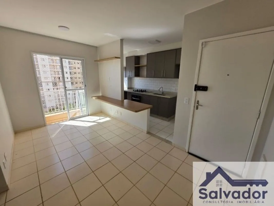 SALVADOR IMÓVEIS aluga : Excelente apartamento reformado , repleto de armários n...