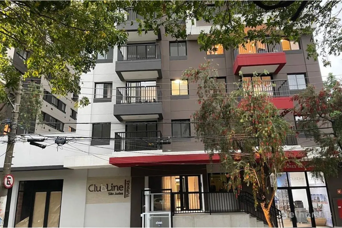 Situado no bairro Planalto Paulista, na zona sul de São Paulo, o ClubLine São Ju...