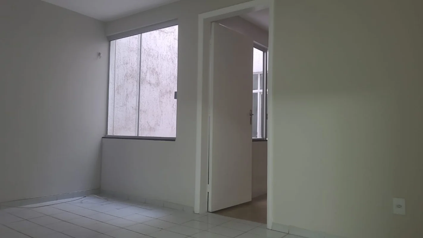  VENDO ÓTIMO APARTAMENTO DE 1 QUARTO, O MAIS BARATO DA ASA SULVenha morar na asa...