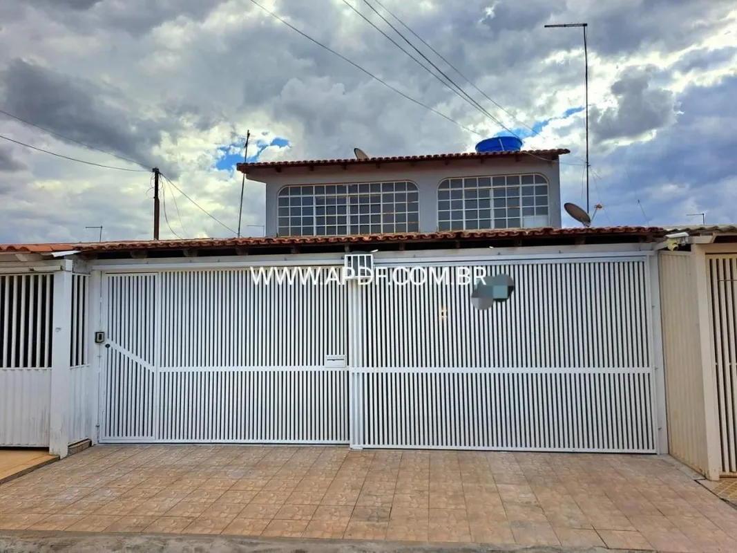 Vendo casa com Exclusividade, Localizada na QNN 20 - Ceilândia - DFLote medindo ...