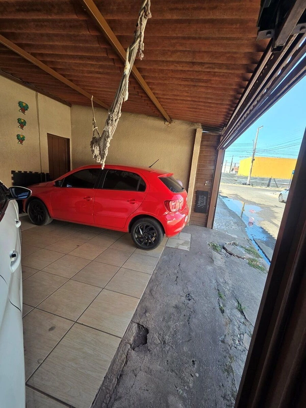 CASA À VENDA NA 316 DE SAMAMBAIA | R$ 359.990Excelente oportunidade para quem bu...
