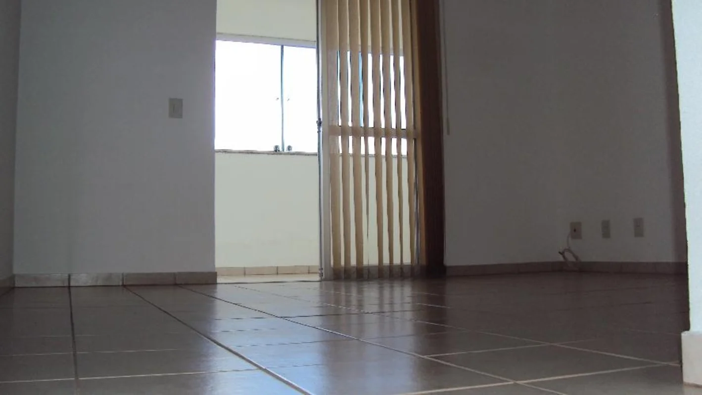 Apartamento com dois dormitórios, uma suíte, R$ 1.780,00 mensais, ED ROYAL RESID...