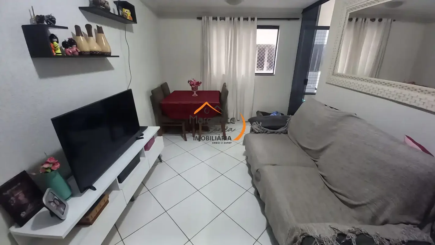 Imobiliária Margarete Corrêa vende Apartamento 2 quartos, nascente, 1° andar, no...