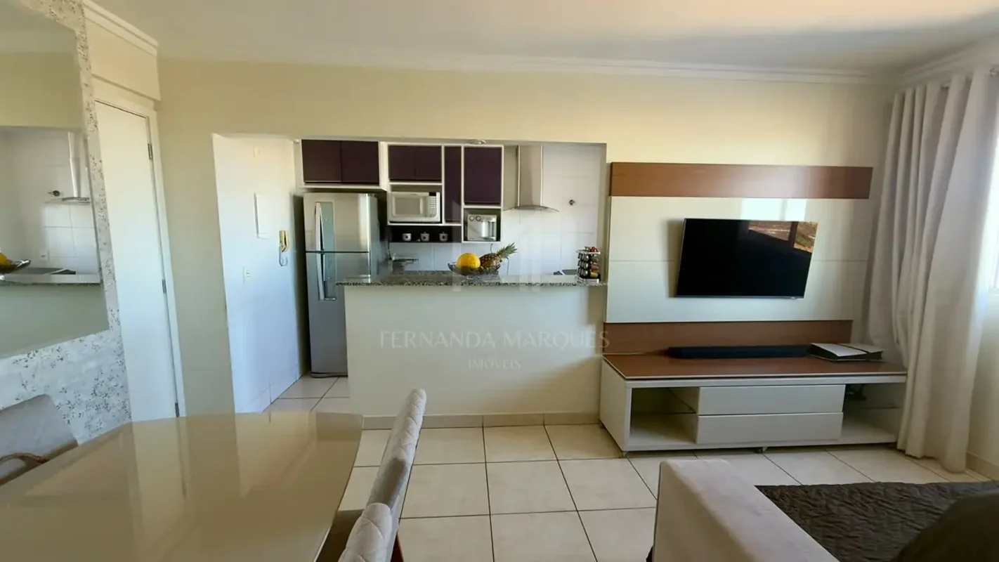 Fernanda Marques vende lindo apartamento reformado e pronto para morar em Samamb...
