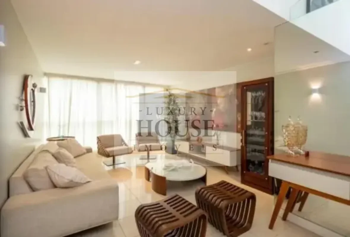 Descubra um excelente apartamento em localização privilegiada no SQSW 300, Sudoe...