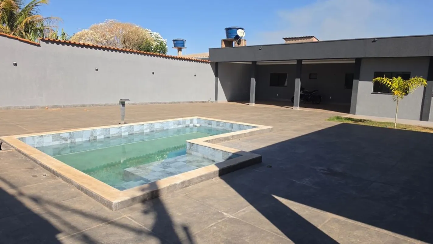 CASA 03 QTS SUITE ÁREA GOURMET, PISCINA, CHURRASQUEIRA COM ÁREAGOURMET- SETOR DE...