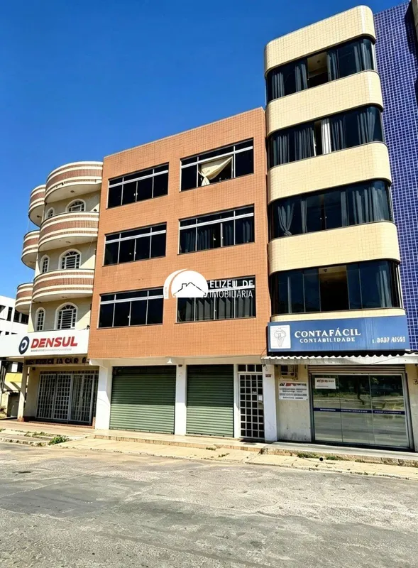 Elizeu DF Imobiliária apresenta venda de excelente apartamento na QE 40Polo de M...