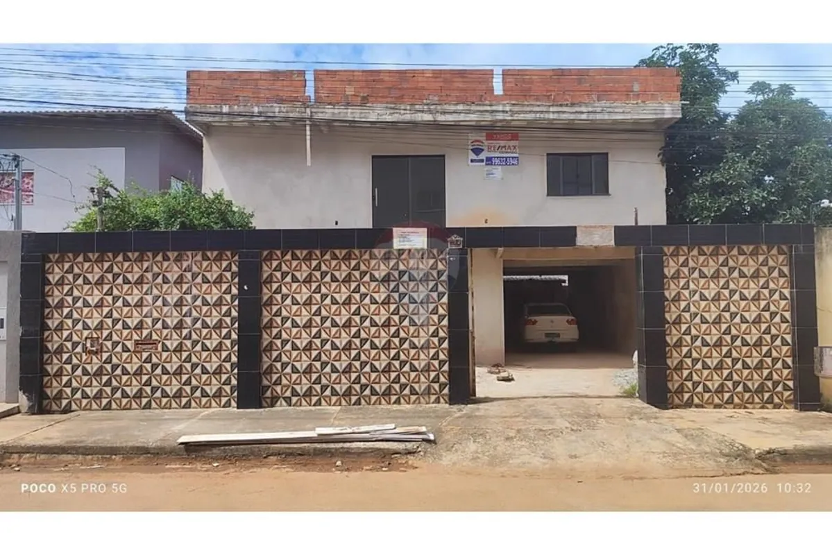Sobrado em fase de acabamento, localizado em excelente região, próximo ao shoppi...