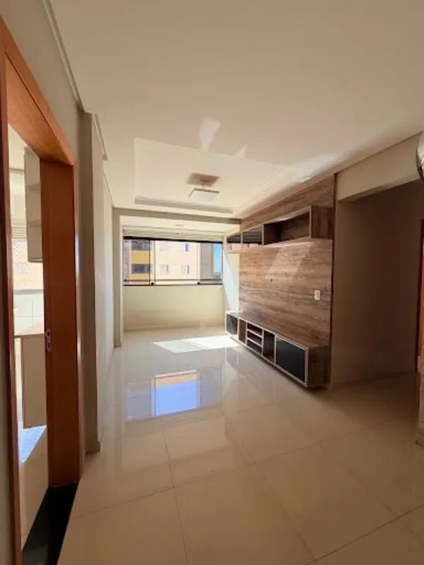 Apartamento reformado em Samambaia | 3 quartos + 2 vagas Residencial das Palmeir...