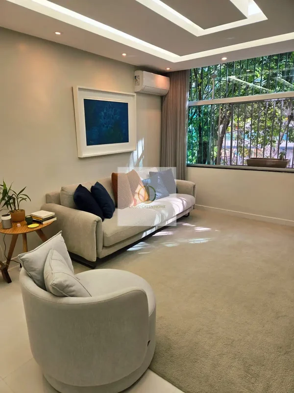 APARTAMENTO REFORMADO MOBILIADO ( PORTEIRA FECHADA)Reforma impecável, segundo an...