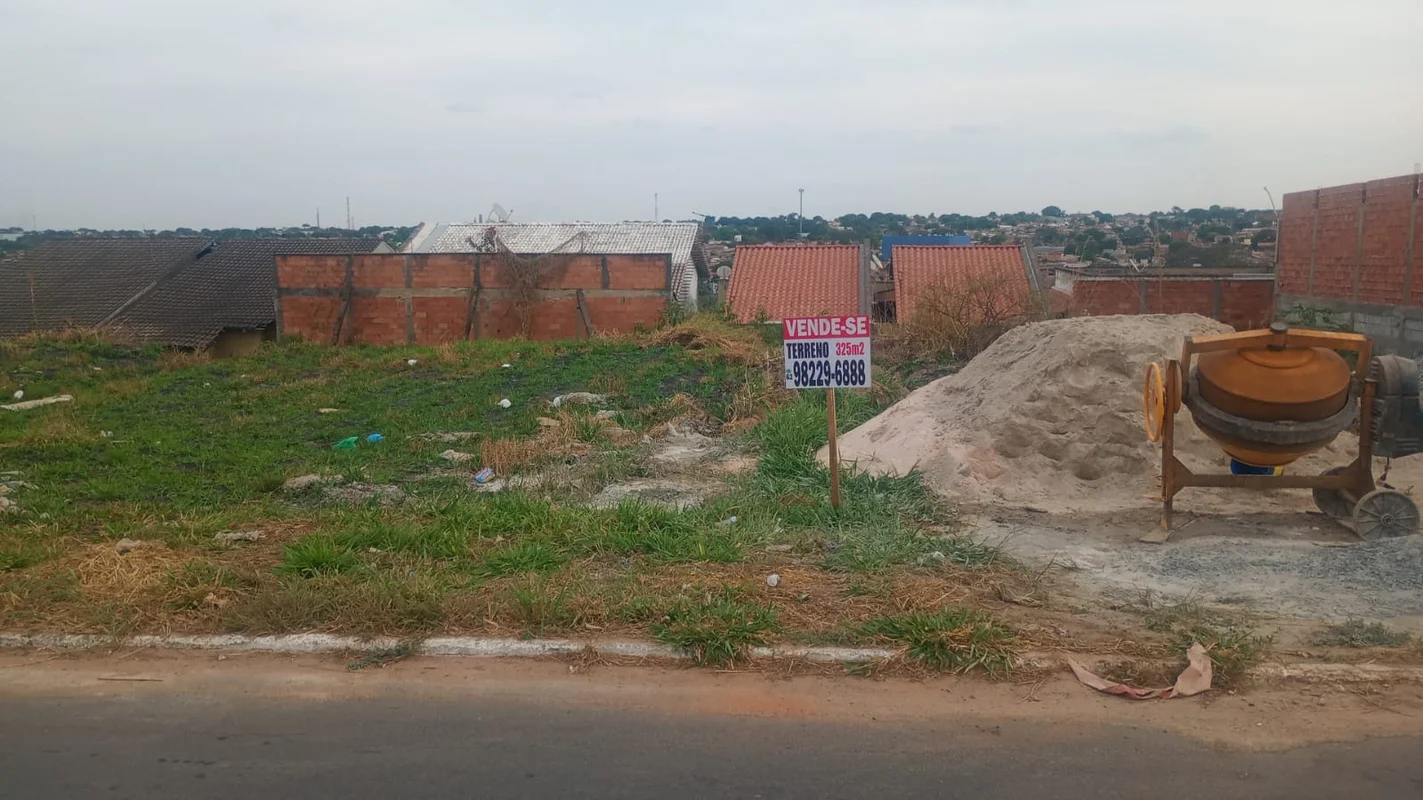 LOCALIZAÇÃO:Próximo ao Parque Da Família e Avenida Paraíso.SOBRE O TERRENO:Terre...