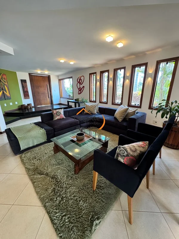 Imobiliária Margarete Corrêa vende casa no Condomínio Vivendas Bela VistaCasa co...