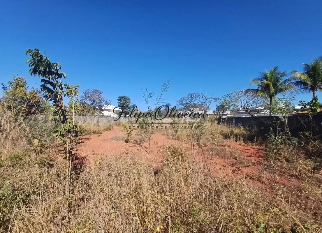 Terreno com 1.500m² no Condomínio Mansões Itaipu!Localizado no Jardim Botânico, ...