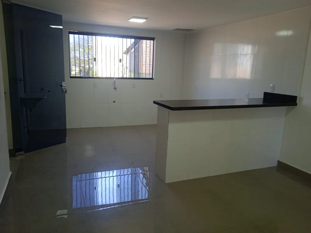 ALUGA-SE UM APARTAMENTO NA EQNN 20/22 SETOR GUARIROBA CEILÂNDIA SULApartamento c...