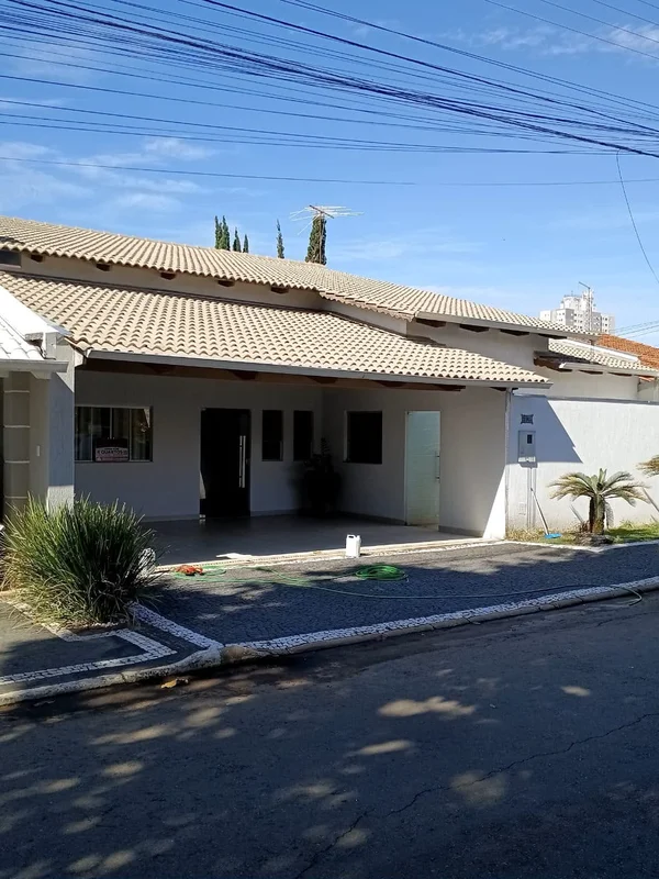 *Casa Privê Atlântico*Rua do Calmas, Qd. 84, Lt 11*Descrição do imóvel**Área Fro...