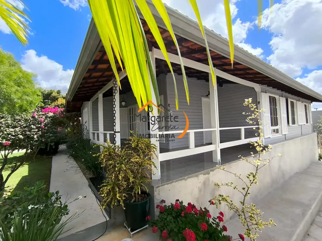 Imobiliária Margarete Corrêa vende Linda casa no Condomínio Vivendas Bela Vista*...