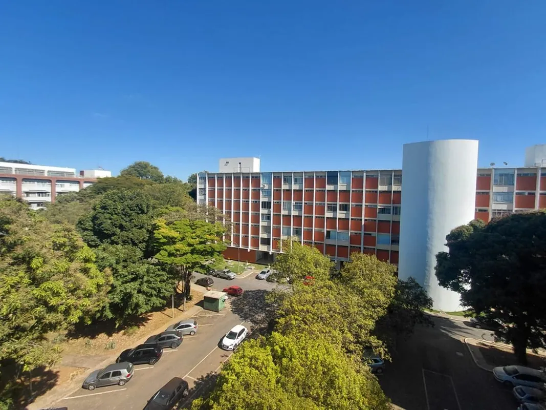APARTAMENTO À VENDA NA SQS 103 ASA SUL BRASÍLIAOPORTUNIDADE ÚNICAApartamento de ...