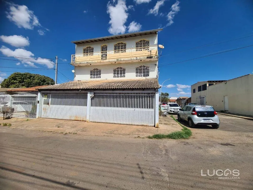 APARTAMENTO - TAGUATINGA NORTEApartamento com 01 quarto, sala, cozinha e banheir...