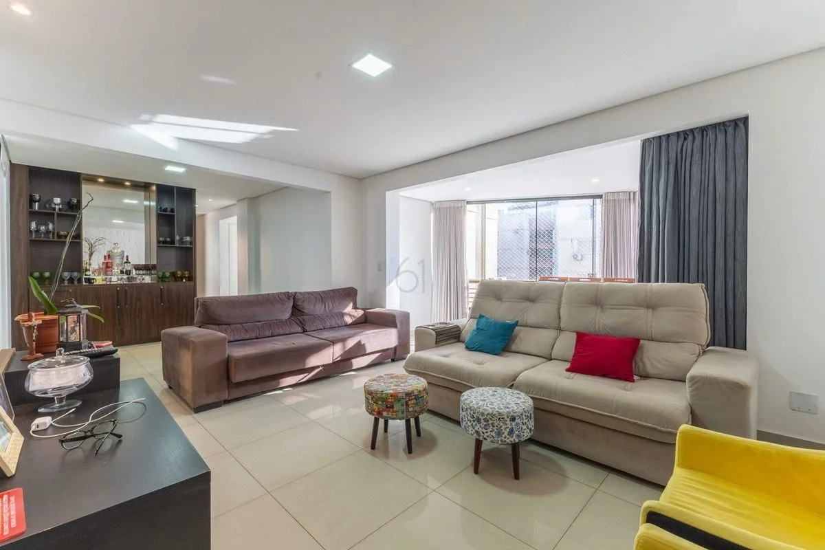 .Apartamento no Residencial Araucárias | Andar Alto | 147,81 m²Para quem procura...