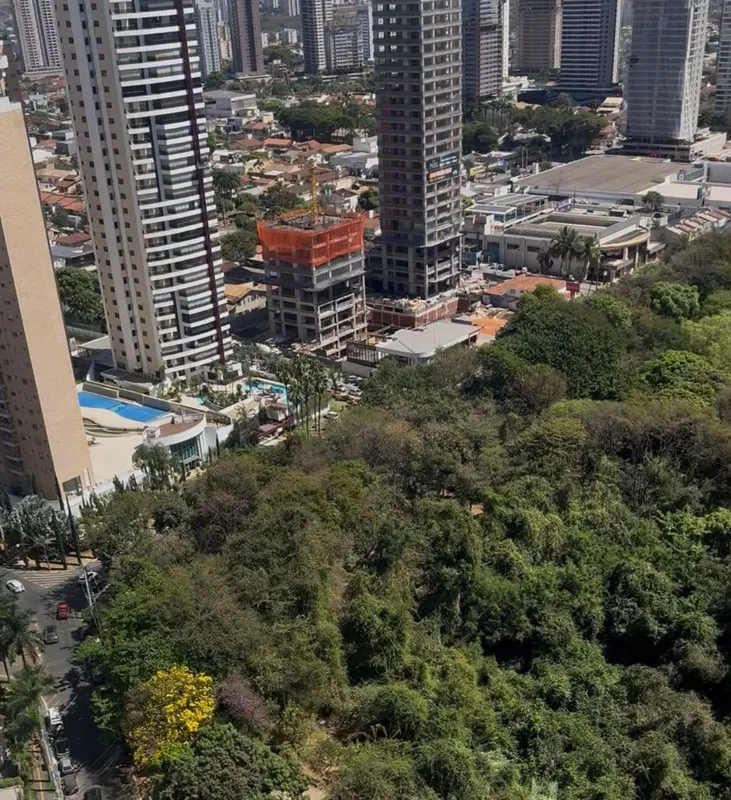 COBERTURA EXCLUSIVA | FRENTE AO PARQUE VACA BRAVAUma das localizações mais desej...