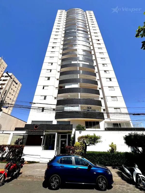 Apartamento mobiliado de 3 quartos (1 suíte) com porcelanato e ar-condicionado. ...