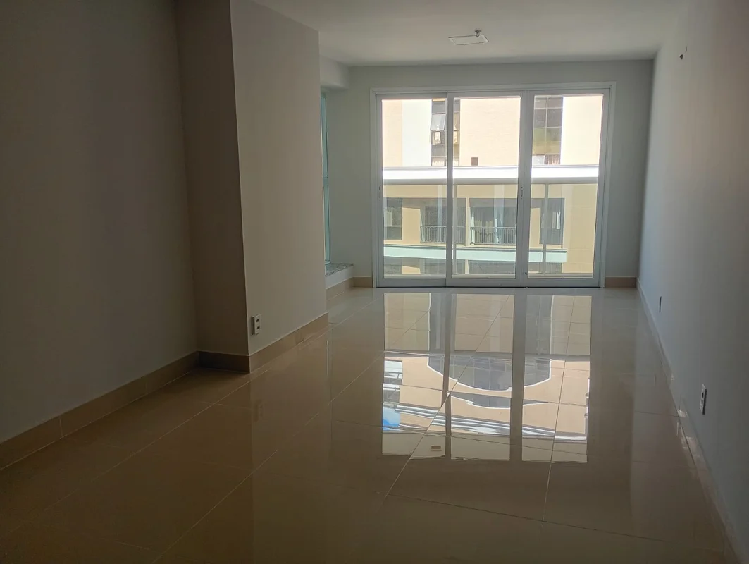 Excelente oportunidade para o seu negócio! Sala comercial disponível para locaçã...