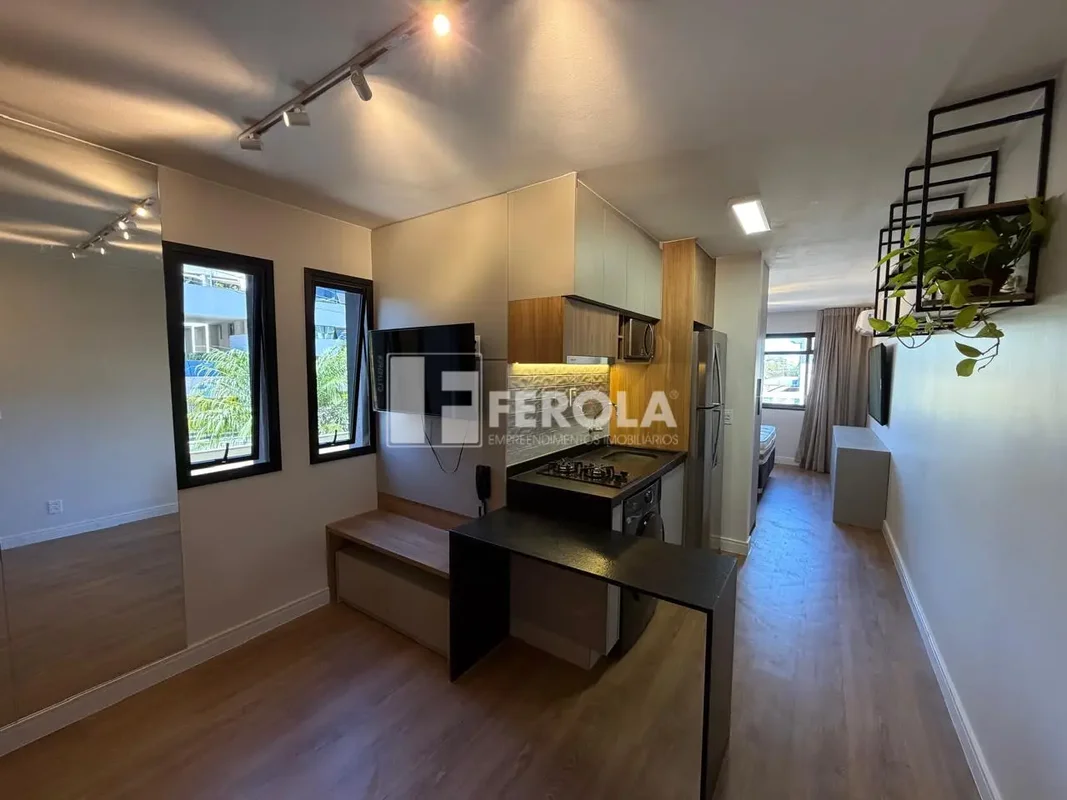 FEROLA EMPREENDIMENTOS IMOBILIÁRIOS VENDE:ED SOLARIUM CENTER - CA 05 - LAGO NORT...