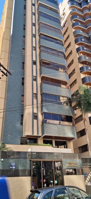 Descubra um apartamento impecável no SETOR BUENO, em Goiânia, na Rua T 37 ATE 40...