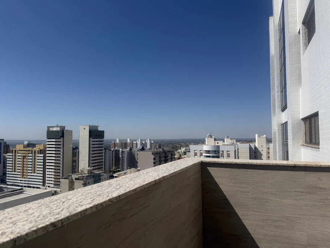 Descubra um apartamento duplex na Rua 13, NORTE, em Águas Claras: um espaço que ...