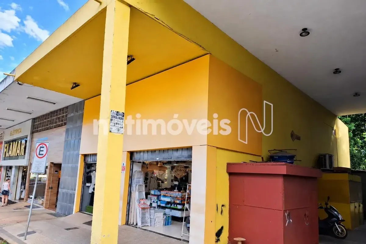Grande oportunidade de abrir seu negócio em uma das quadras mais movimentadas da...